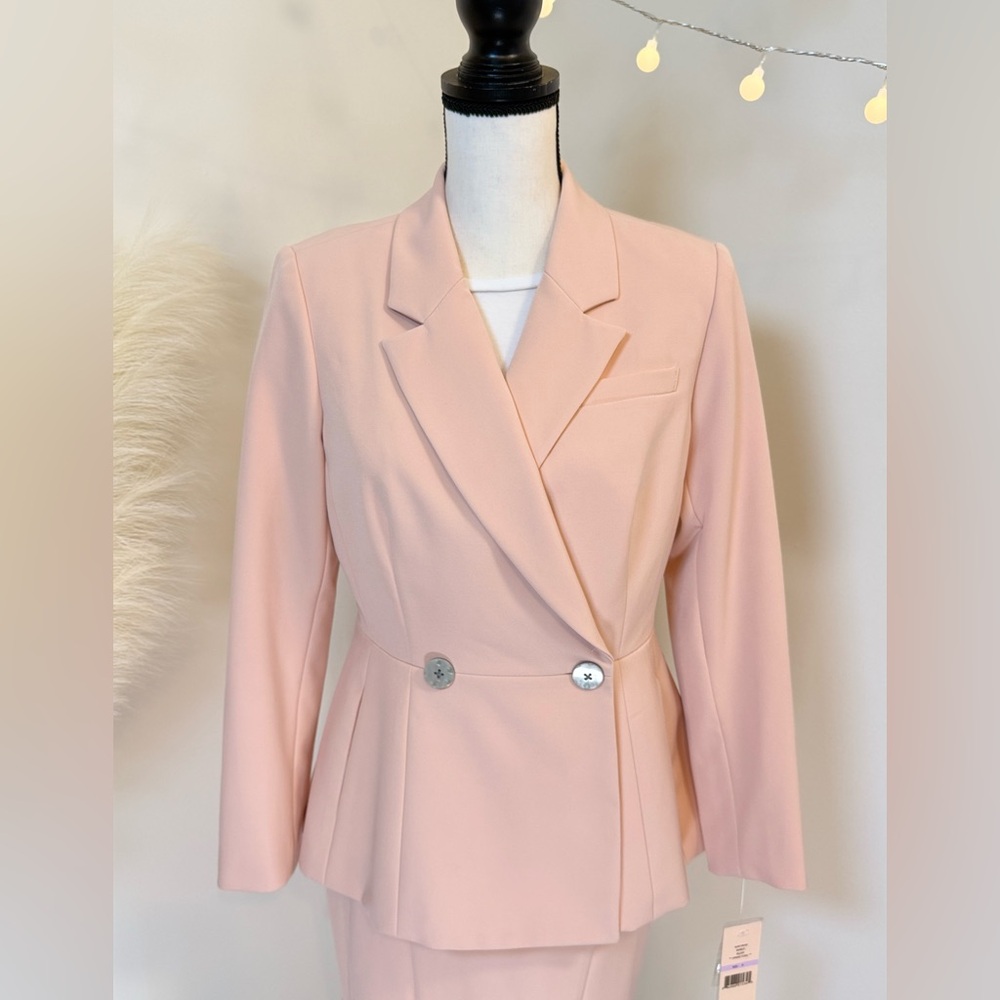 🌾 Nanette Lepore Skirt Suit in Blush Pink